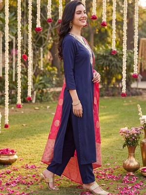 Women Ethnic Motifs Embroidered Regular Thread Work Kurta with Trousers & With Dupatta 3