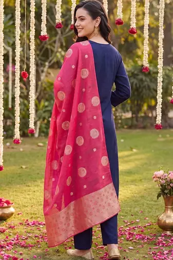 Women Ethnic Motifs Embroidered Regular Thread Work Kurta with Trousers & With Dupatta