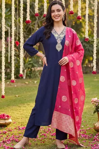 Women Ethnic Motifs Embroidered Regular Thread Work Kurta with Trousers & With Dupatta
