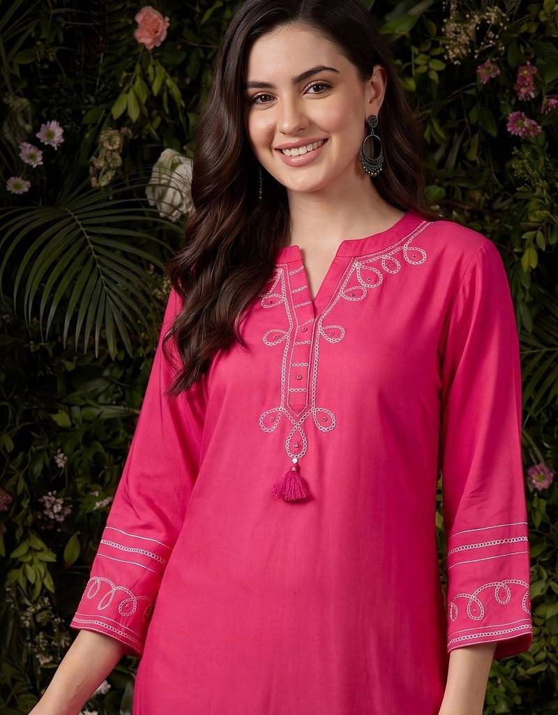 Women Ethnic Motifs Embroidered Regular Thread Work Kurta with Trousers
