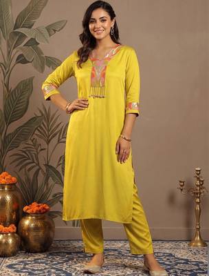 Women Ethnic Motifs Regular Sequinned Kurta with Trousers 6