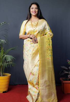 Lemon yellow banarasi silk blend saree with floral jaal & zari border 1