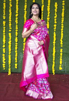 Rani pink silk blend banarasi zari woven saree with blouse 2