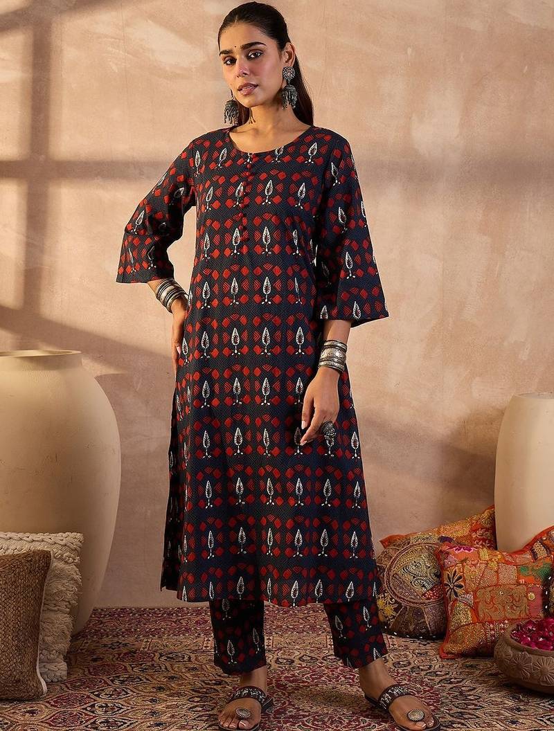 Women Ethnic Motifs Printed Regular Pure Cotton Kurta with Trousers