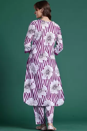 Women Floral Printed Regular Pure Cotton Kurta with Trousers