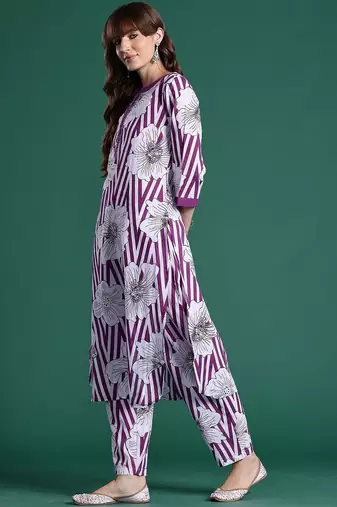 Women Floral Printed Regular Pure Cotton Kurta with Trousers