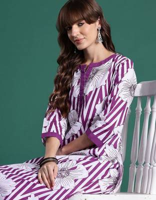 Women Floral Printed Regular Pure Cotton Kurta with Trousers 6