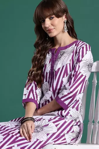 Women Floral Printed Regular Pure Cotton Kurta with Trousers