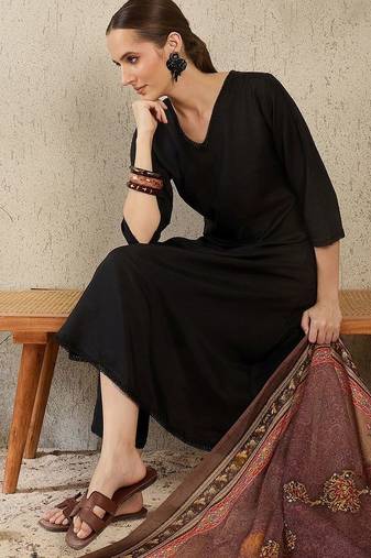 Women Ethnic Motifs Regular Kurta with Trousers & With Dupatta