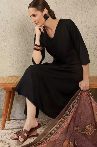 Women Ethnic Motifs Regular Kurta with Trousers & With Dupatta