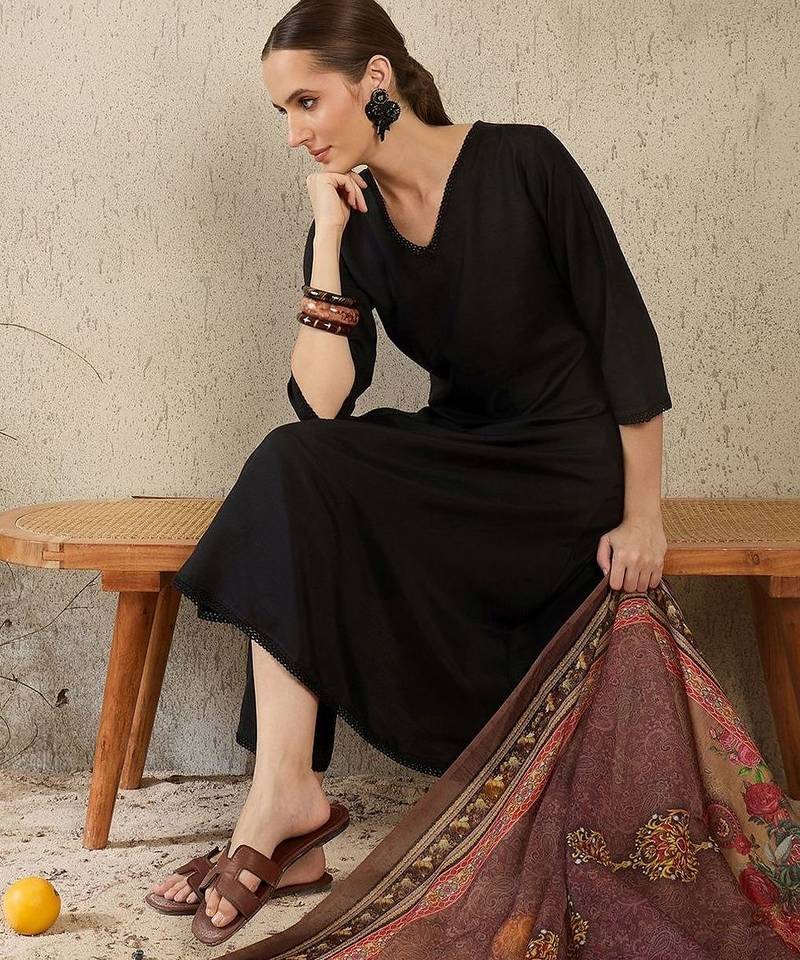 Women Ethnic Motifs Regular Kurta with Trousers & With Dupatta