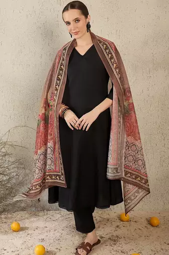 Women Ethnic Motifs Regular Kurta with Trousers & With Dupatta