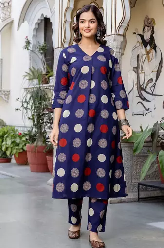 Women Printed Regular Pure Cotton Kurta with Trousers