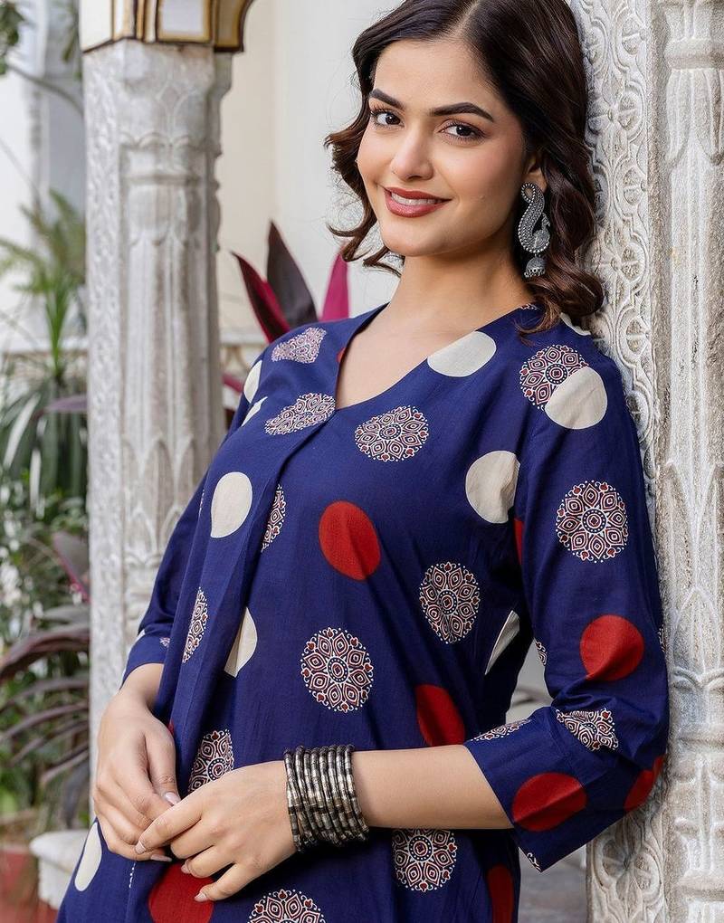 Women Printed Regular Pure Cotton Kurta with Trousers