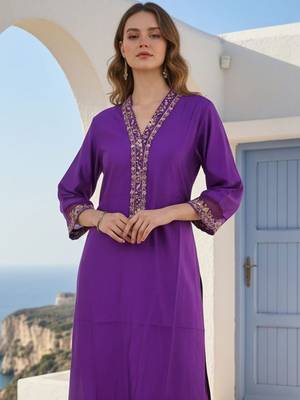 Women Ethnic Motifs Embroidered Regular Thread Work Liva Kurta with Trousers 6