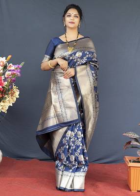 Navy blue banarasi silk blend saree with floral zari weaving 3