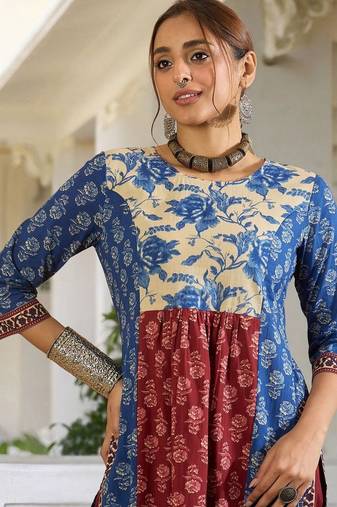 Women Floral Printed Panelled Pure Cotton Kurta with Trousers