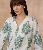 Women Floral Printed Regular Pure Cotton Kurta with Trousers