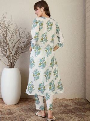 Women Floral Printed Regular Pure Cotton Kurta with Trousers 5