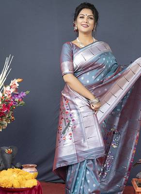 Grey silk blend saree with silver zari booti & traditional floral pallu 2
