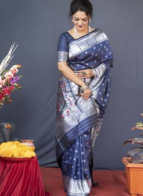 Navy blue silk blend saree with silver zari booti & traditional floral pallu 2