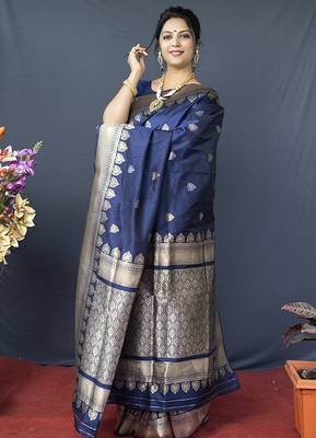 Navy blue banarasi silk blend saree with silver zari border & woven pallu 3