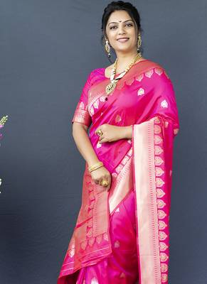 Rani pink banarasi silk blend saree with silver zari border & woven pallu 2