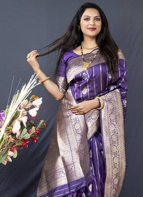 Purple banarasi silk blend saree with zari border & woven pallu 3