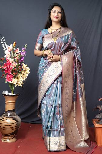 Grey banarasi silk blend saree with zari border & woven pallu