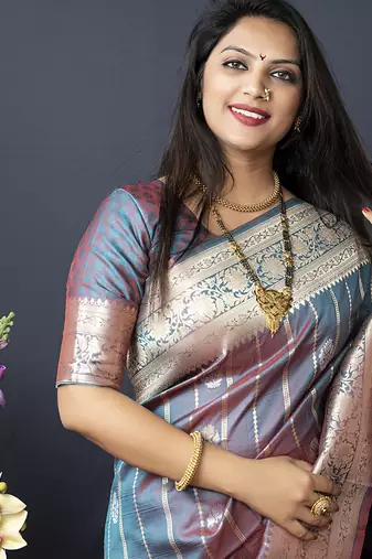 Grey banarasi silk blend saree with zari border & woven pallu