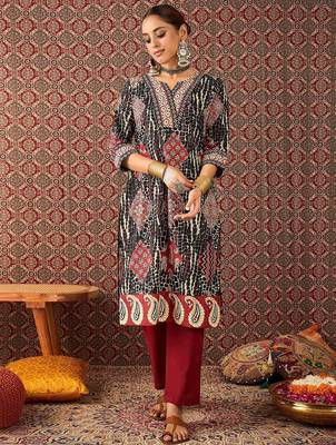 Women Ethnic Motif Printed Pure Cotton Straight Kurta Trousers Set 2