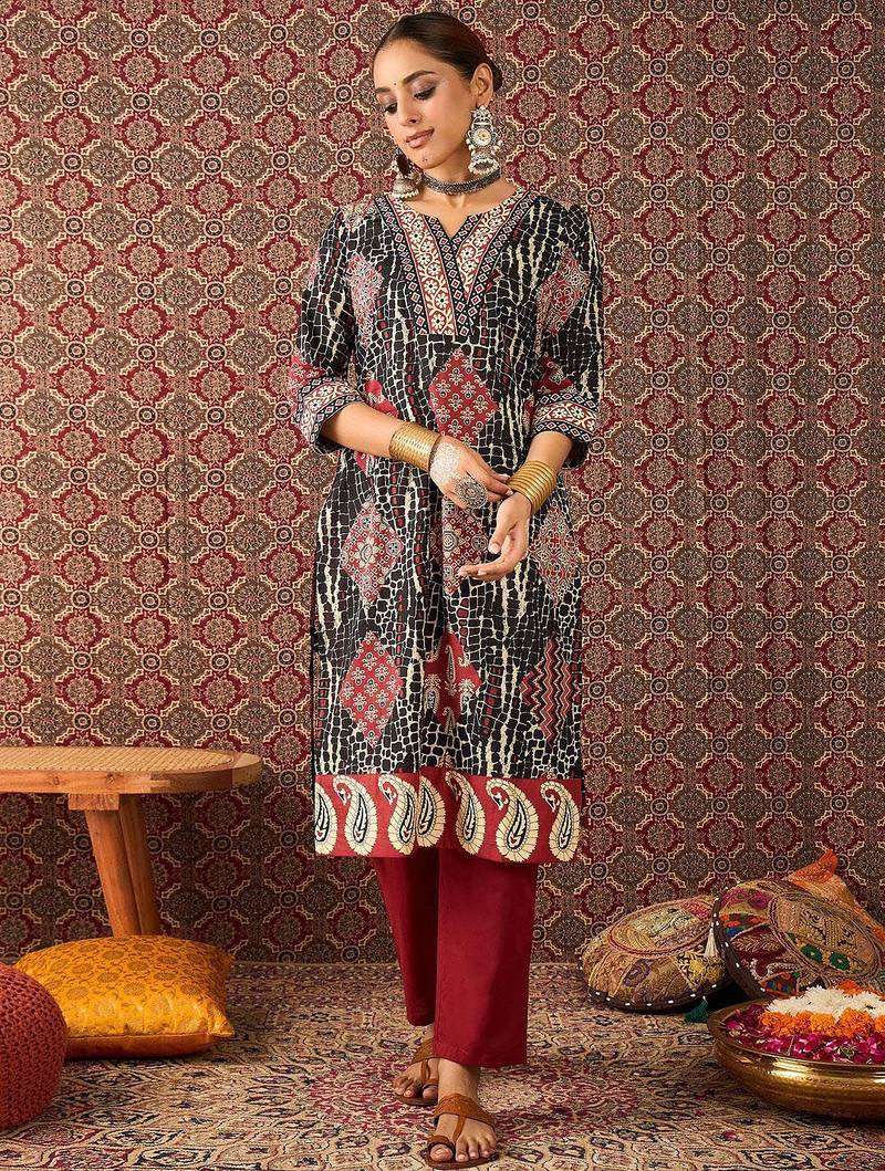 Women Ethnic Motif Printed Pure Cotton Straight Kurta Trousers Set
