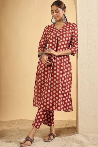 Women Printed Regular  Cotton Kurta with Trousers