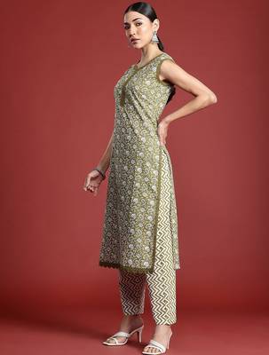 Paisley Printed Regular Pure Cotton Kurta with Trousers & With Dupatta 6