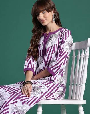 Floral Printed Regular Sequinned Pure Cotton Kurta with Trousers 1
