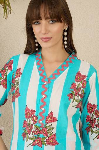 Floral Screen Printed V-Neck Pure Cotton Straight Kurta With Trousers