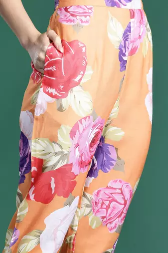 Floral Printed Regular Kurta with Trousers & Dupatta