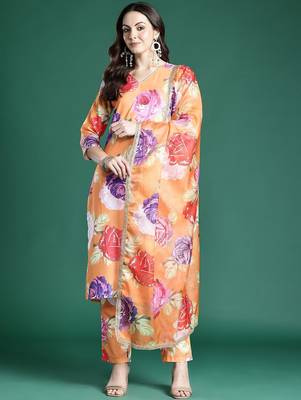 Floral Printed Regular Kurta with Trousers & Dupatta 7