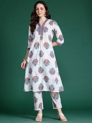Floral Printed Pure Cotton Kurta with Trousers 4