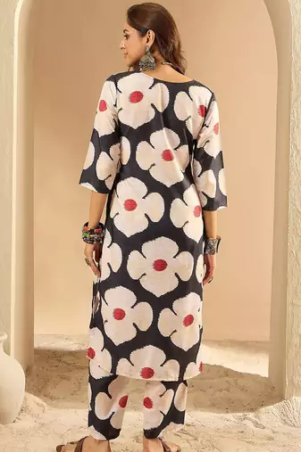 Floral Printed V Neck Kurta With Trousers
