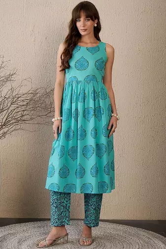 Women Floral Printed Empire Pure Cotton Kurta with Palazzos
