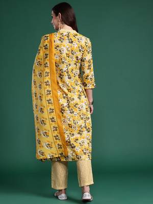 Floral Printed Regular Pure Cotton Kurta with Trousers & Dupatta 6