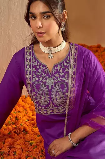 Floral Embroidered Liva Straight Kurta With Trousers & Dupatta