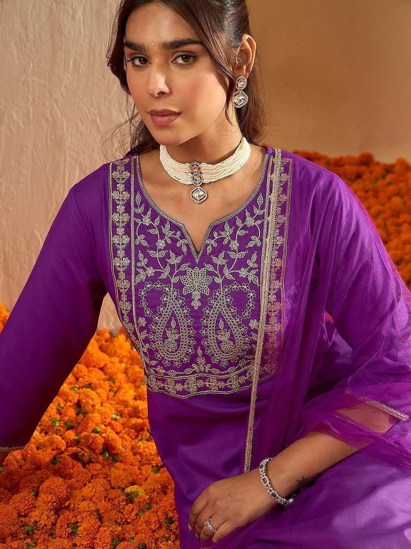 Floral Embroidered Liva Straight Kurta With Trousers & Dupatta