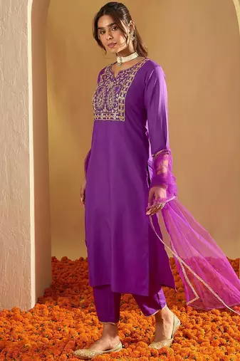 Floral Embroidered Liva Straight Kurta With Trousers & Dupatta