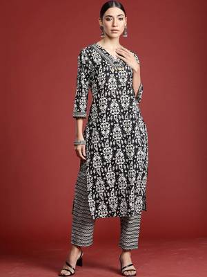 Women Ethnic Motifs Printed Regular Pure Cotton Kurta with Trousers 4