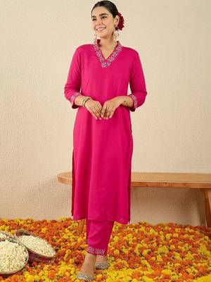 Women Ethnic Motifs Embroidered Regular Thread Work Kurta with Trousers 5