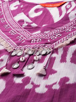 Ethnic Motifs Printed Regular Kurta with Trousers 2