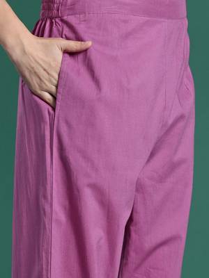 Ethnic Motifs Printed Regular Kurta with Trousers 3