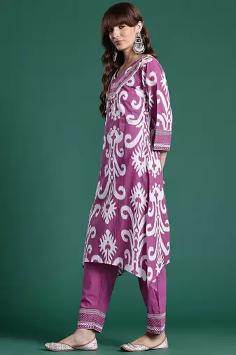 Ethnic Motifs Printed Regular Kurta with Trousers